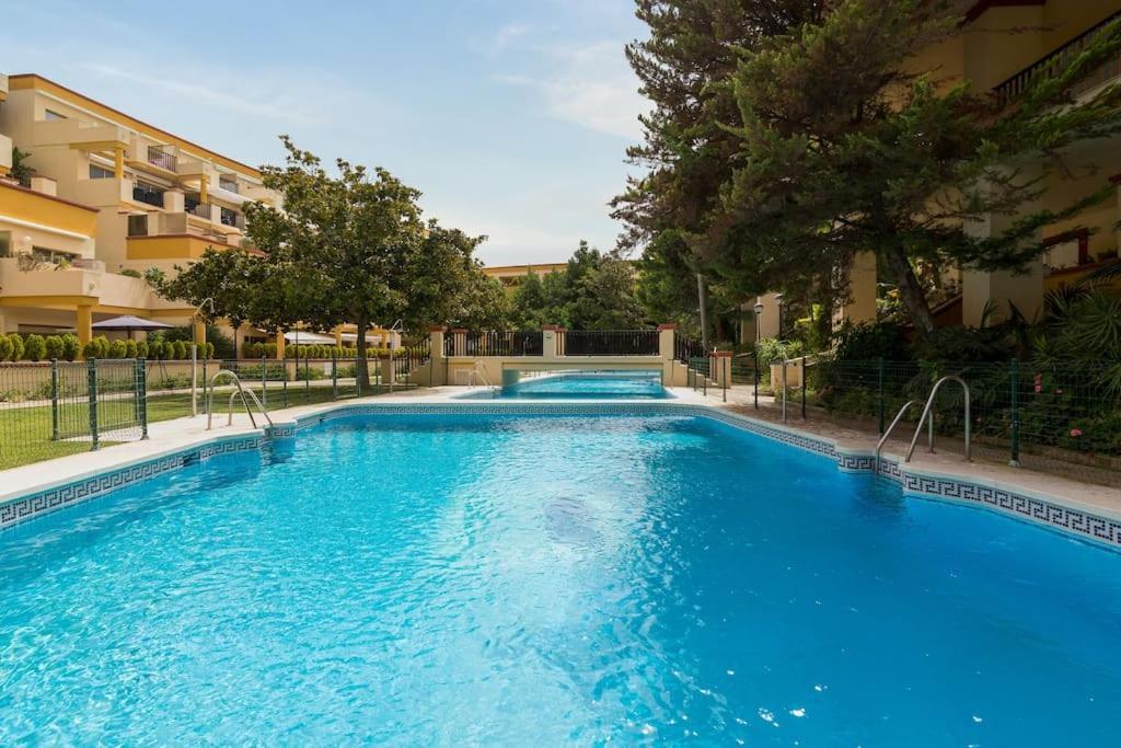 Oleholidays 1106 Romana Playa Primera Linea Playa Marbella Exterior photo